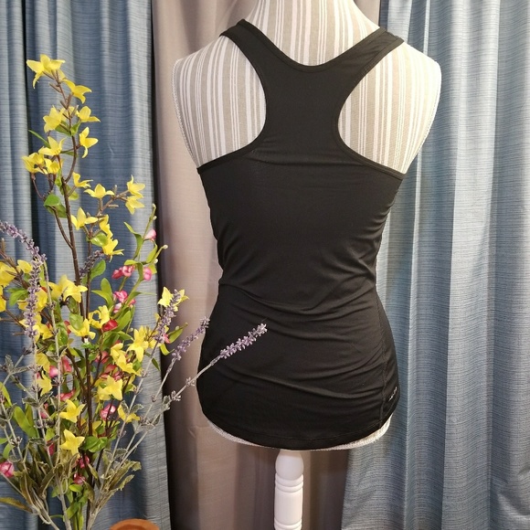 🌻🌺🌻NIKE NWOT DRI-FIT RACERBACK!! - Picture 4 of 6